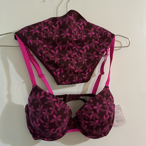 Bundle - Picture 2 of 4